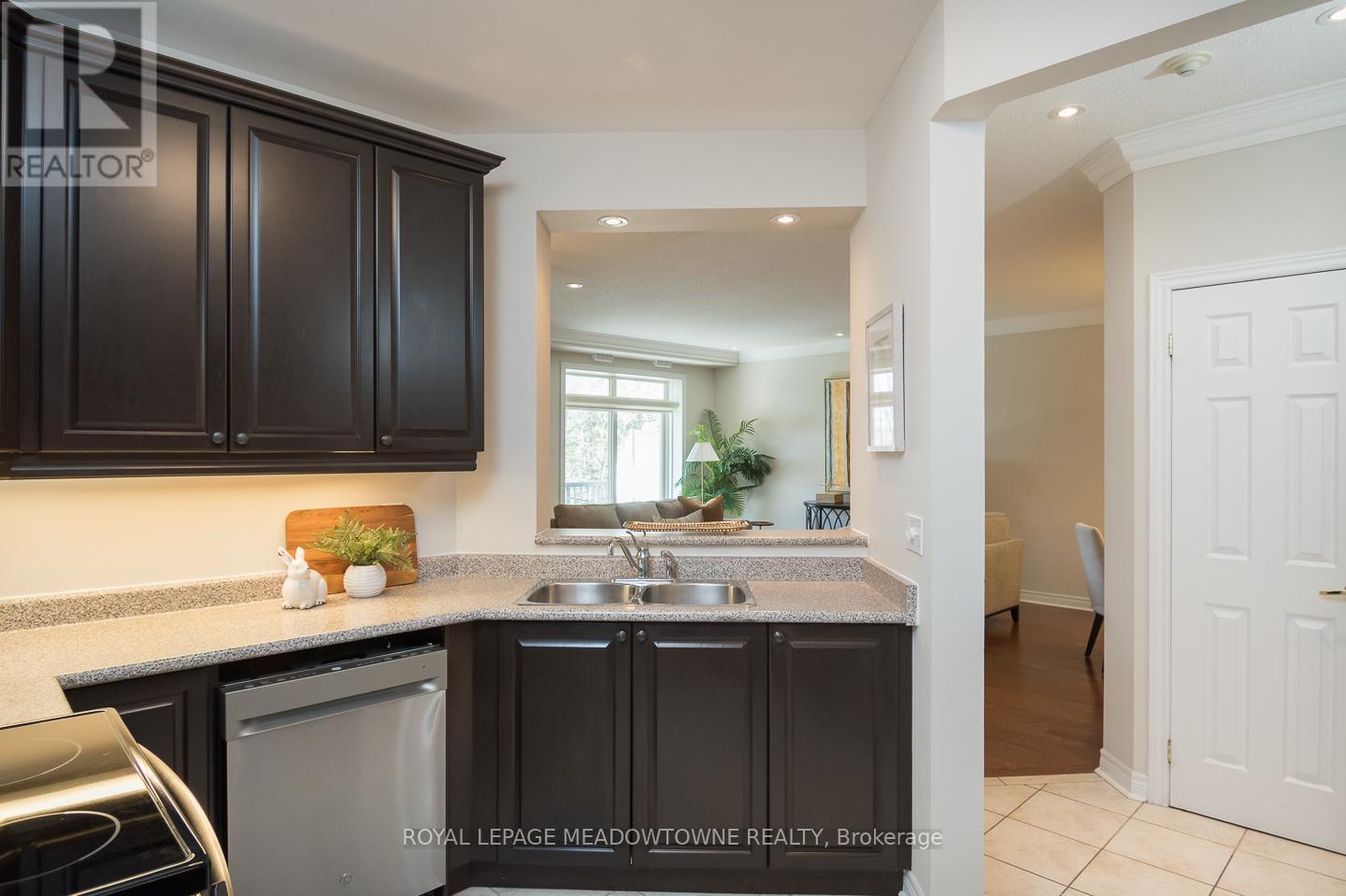 












212 - 443 CENTENNIAL FOREST DRIVE

,
Milton,




Ontario
L9T6A1

