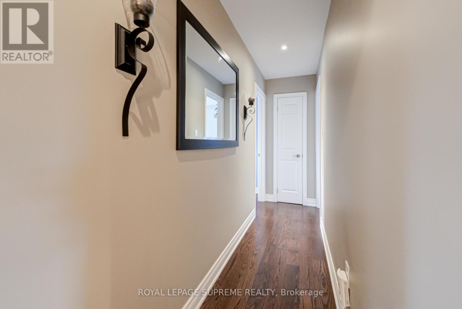 












34 PURDY CRESCENT

,
Toronto,




Ontario
M9N3X7

