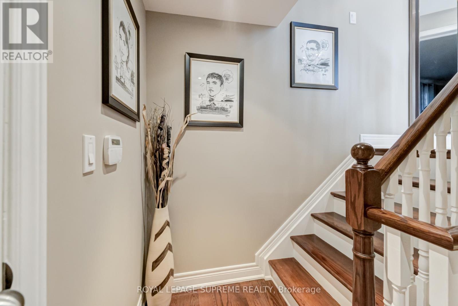 












34 PURDY CRESCENT

,
Toronto,




Ontario
M9N3X7

