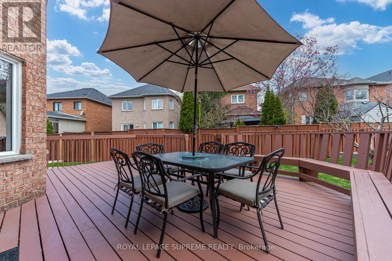 












34 PURDY CRESCENT

,
Toronto,




Ontario
M9N3X7

