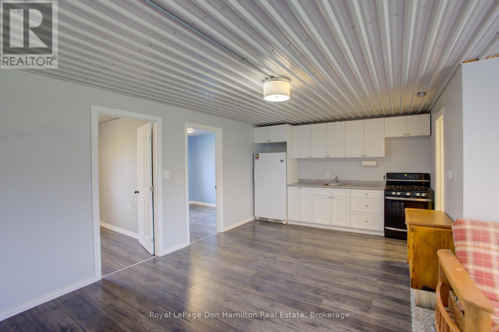 












6169 WELLINGTON 109 ROAD

,
Minto,




Ontario
N0G1Z0

