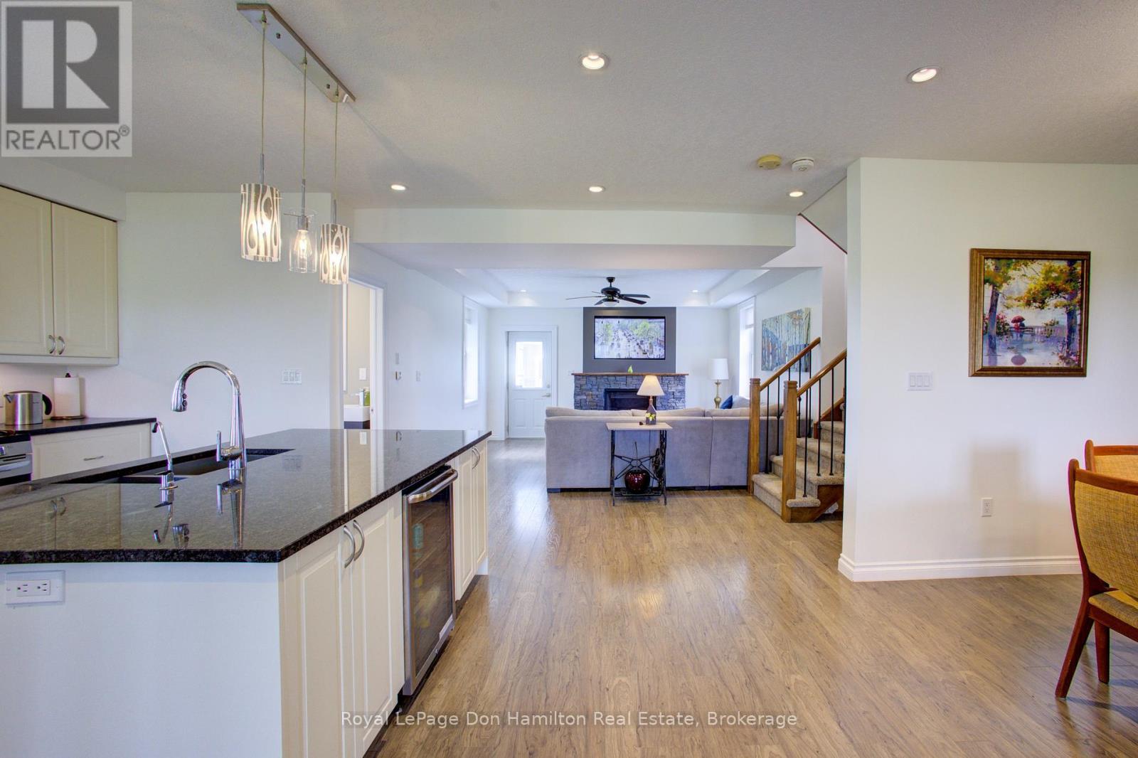 












6169 WELLINGTON 109 ROAD

,
Minto,




Ontario
N0G1Z0

