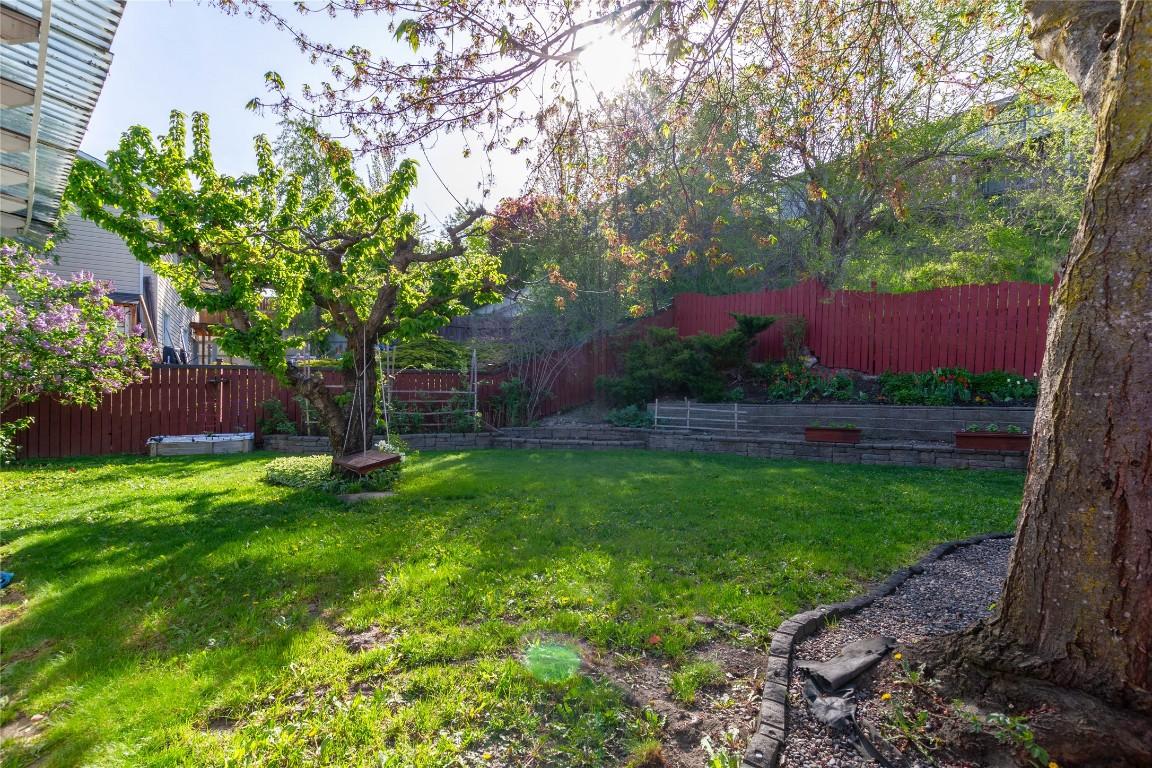 









1058


11

Avenue,
Vernon,




BC
V1B 2R5

