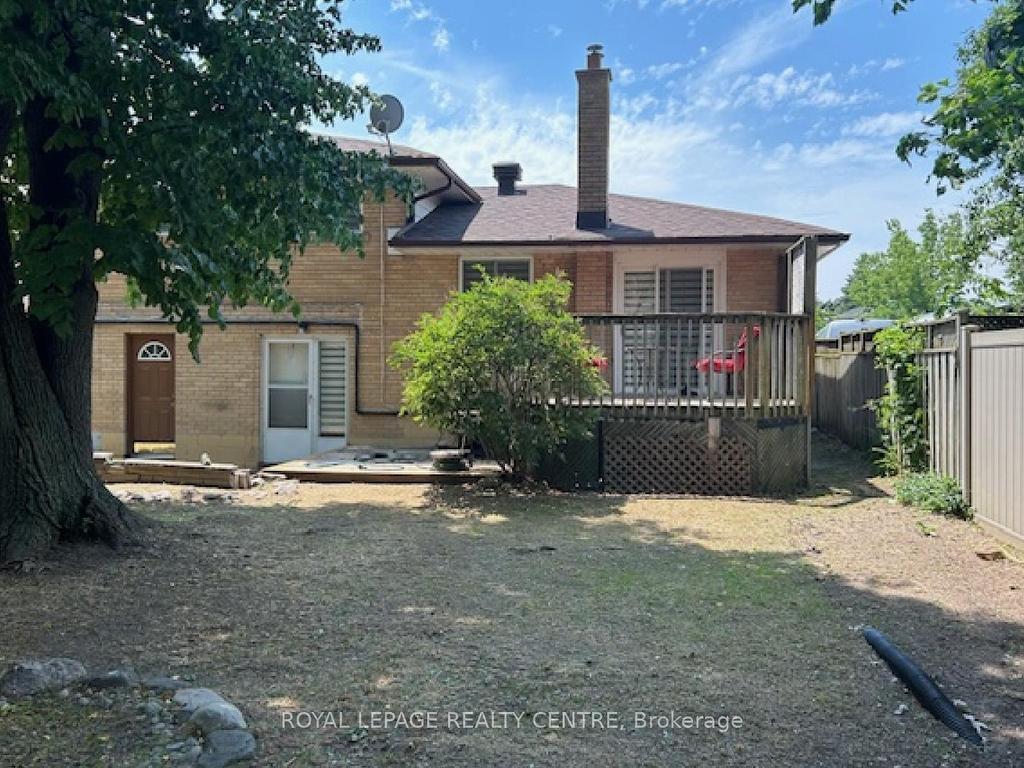 









32


Coniston

Avenue,
Brampton,




ON
L6X 2H4

