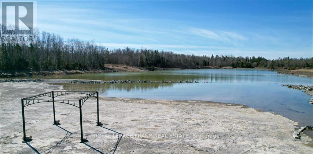 












PT LT 21 CONC 4

,
Douro-Dummer,







Ontario
K0L3A0

