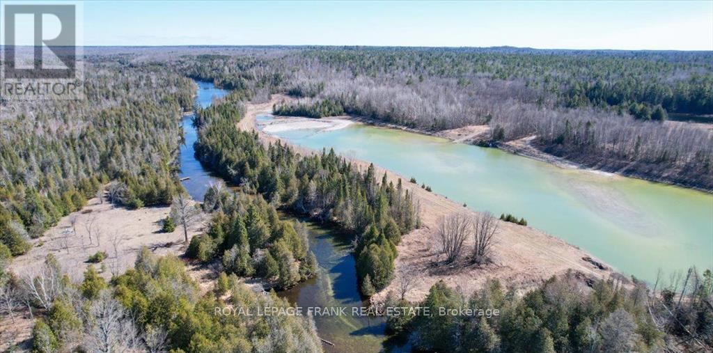












PT LT 21 CONC 4

,
Douro-Dummer,







Ontario
K0L3A0

