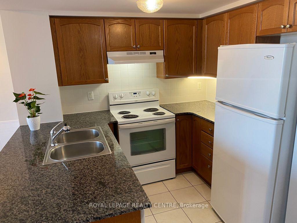 









220


Forum

Drive, 1511,
Mississauga,




ON
L4Z 4K1

