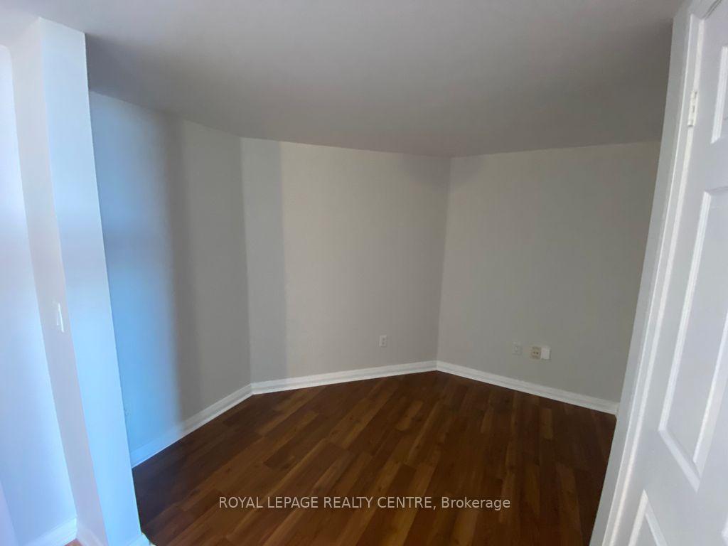









220


Forum

Drive, 1511,
Mississauga,




ON
L4Z 4K1

