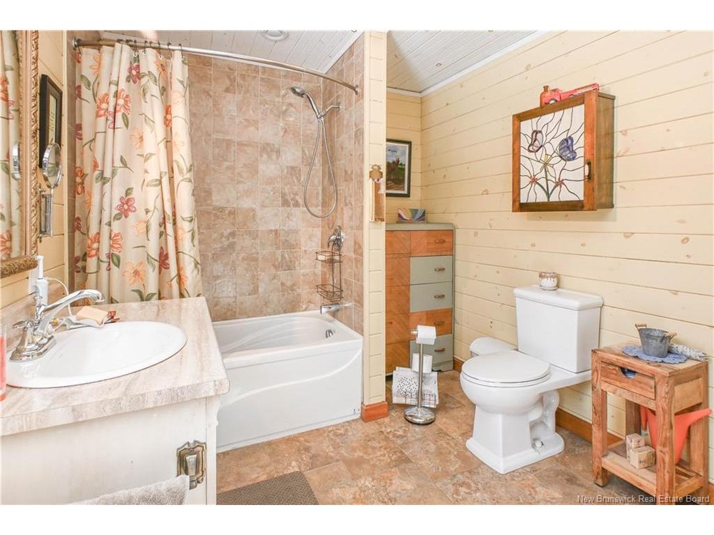 









187


Saint-Simon

RD,
Caraquet,




NB
E1W 1B3

