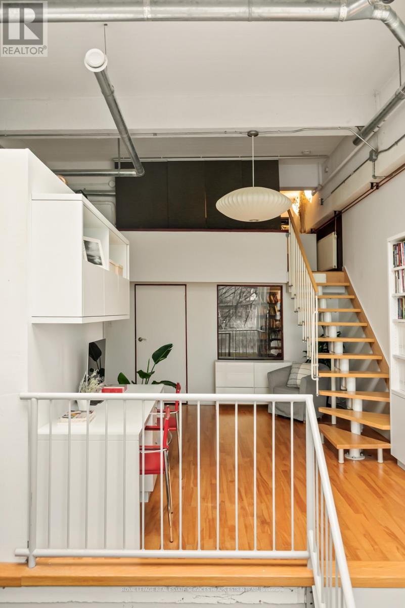 












205 - 264 SEATON STREET

,
Toronto,




Ontario
M5A2T4

