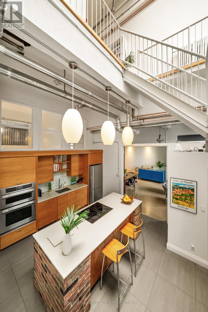 












205 - 264 SEATON STREET

,
Toronto,




Ontario
M5A2T4

