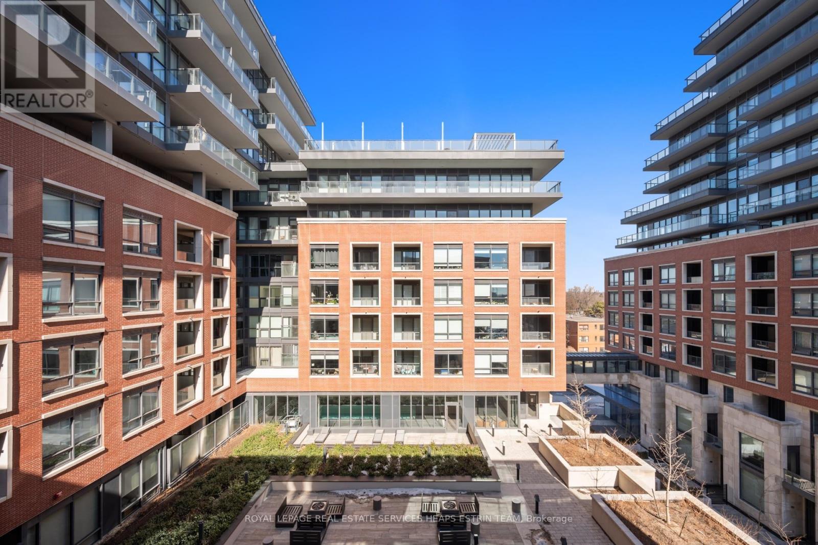 












504 - 33 FREDERICK TODD WAY

,
Toronto,




Ontario
M4G0C9

