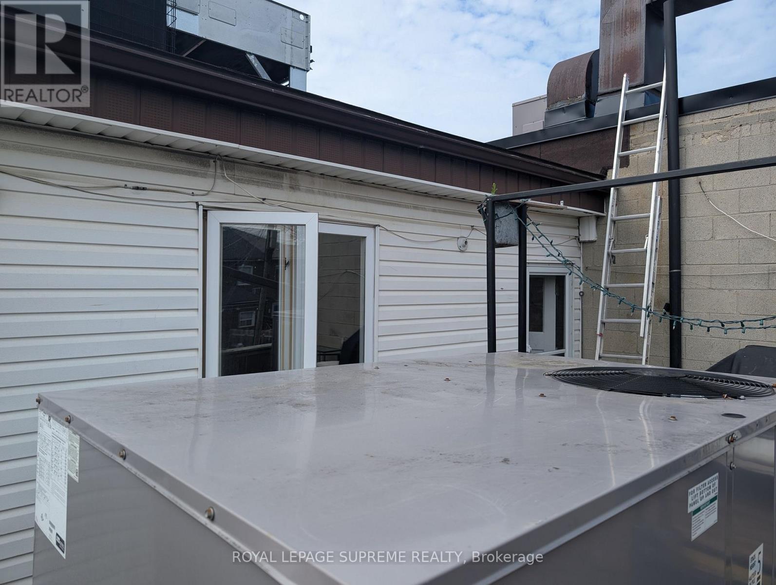 












2 - 1328 DUNDAS STREET W

,
Toronto,




Ontario
M6J1Y1

