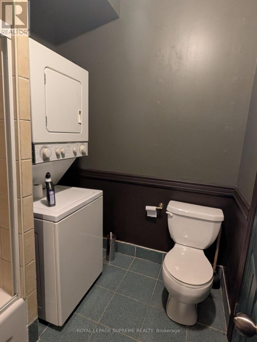 












2 - 1328 DUNDAS STREET W

,
Toronto,




Ontario
M6J1Y1

