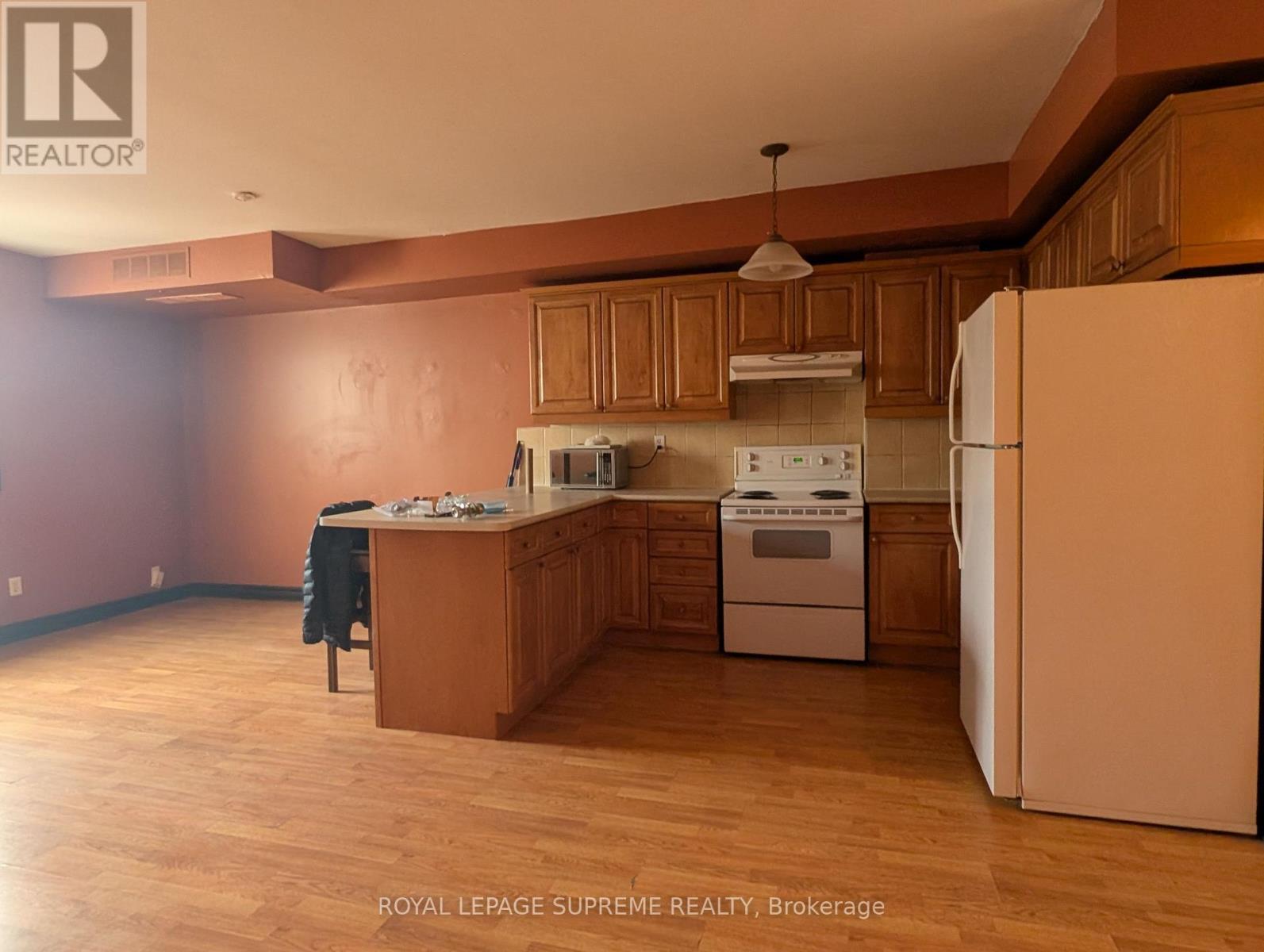 












2 - 1328 DUNDAS STREET W

,
Toronto,




Ontario
M6J1Y1

