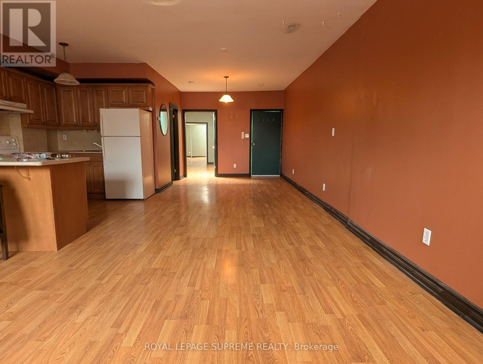












2 - 1328 DUNDAS STREET W

,
Toronto,




Ontario
M6J1Y1

