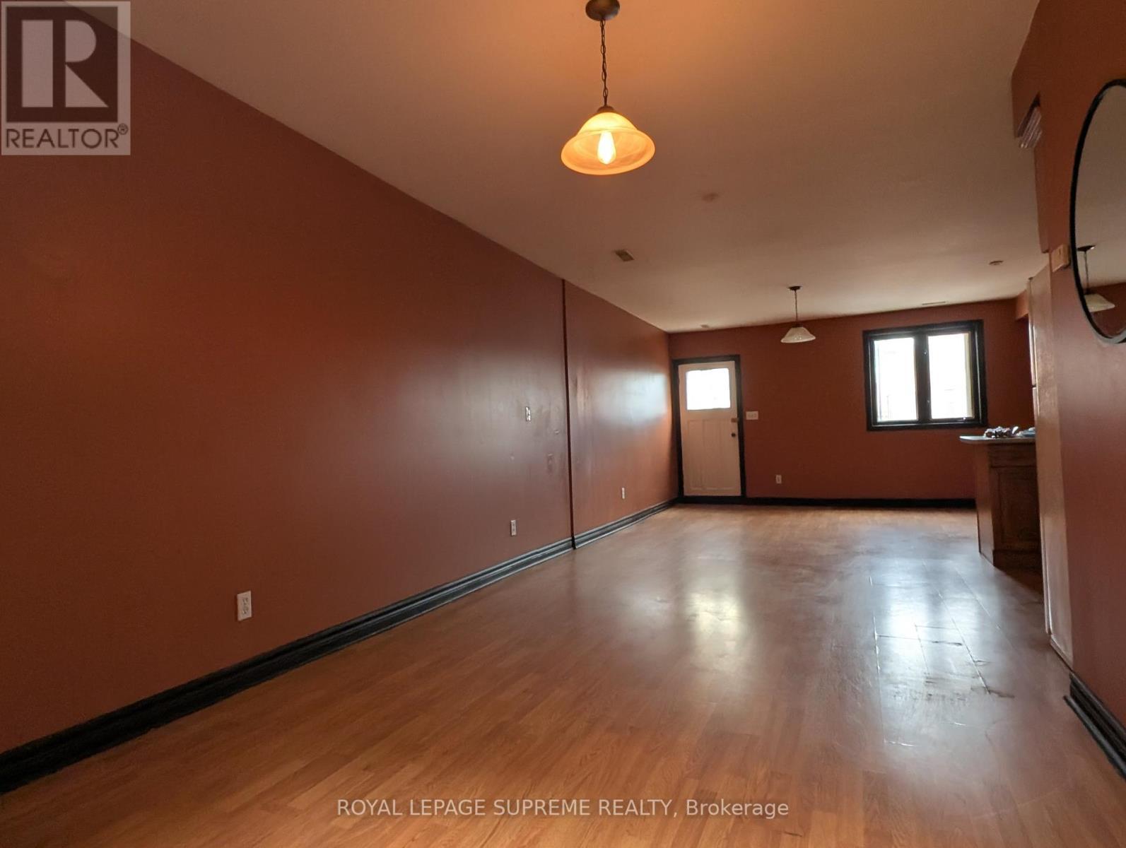 












2 - 1328 DUNDAS STREET W

,
Toronto,




Ontario
M6J1Y1

