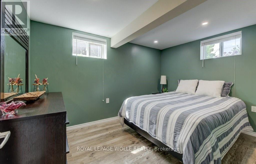 












BASEMENT - 13 LOWELL STREET S

,
Cambridge,




Ontario
N1R5C8

