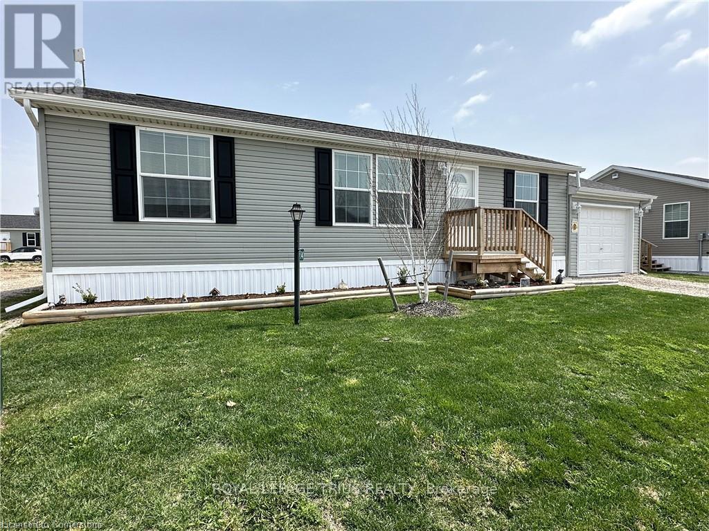 












14 COPPER BEECH DRIVE

,
Haldimand (Nanticoke),




Ontario
N0A1L0

