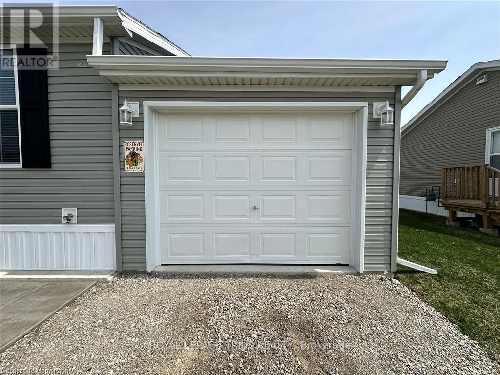 












14 COPPER BEECH DRIVE

,
Haldimand (Nanticoke),




Ontario
N0A1L0

