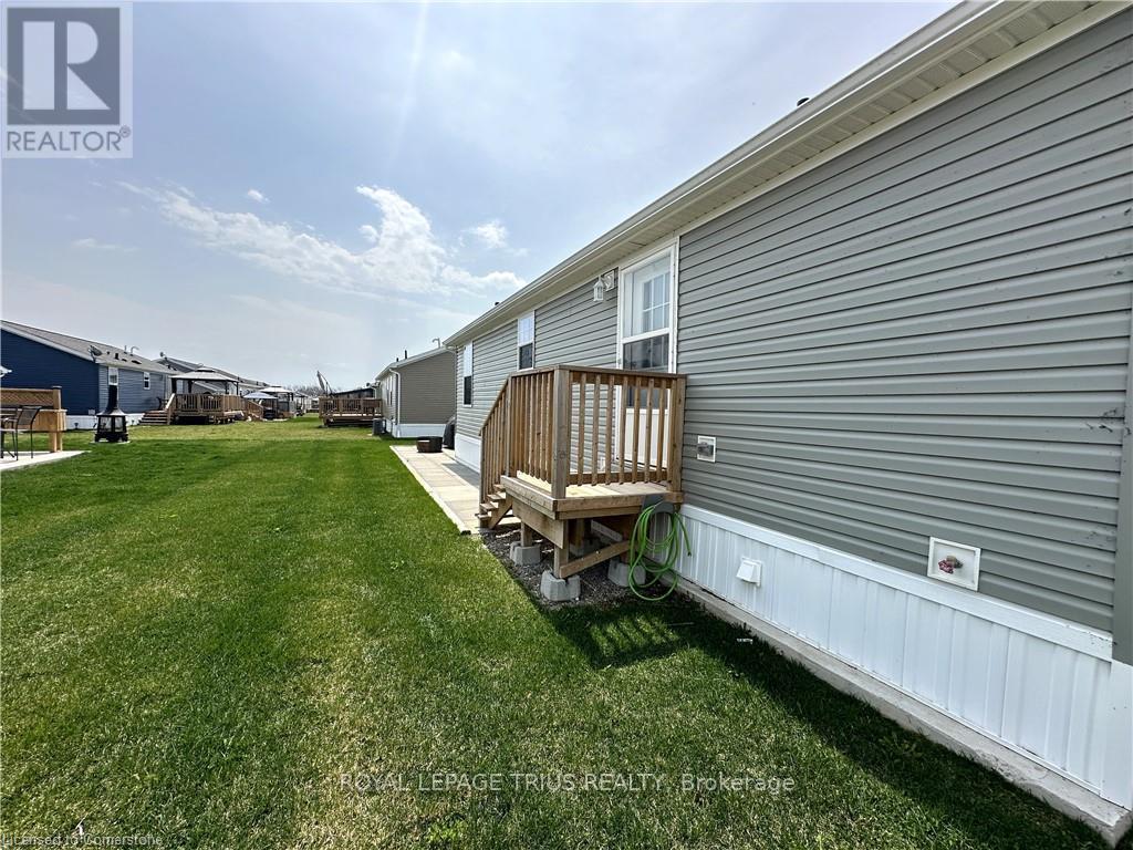 












14 COPPER BEECH DRIVE

,
Haldimand (Nanticoke),




Ontario
N0A1L0

