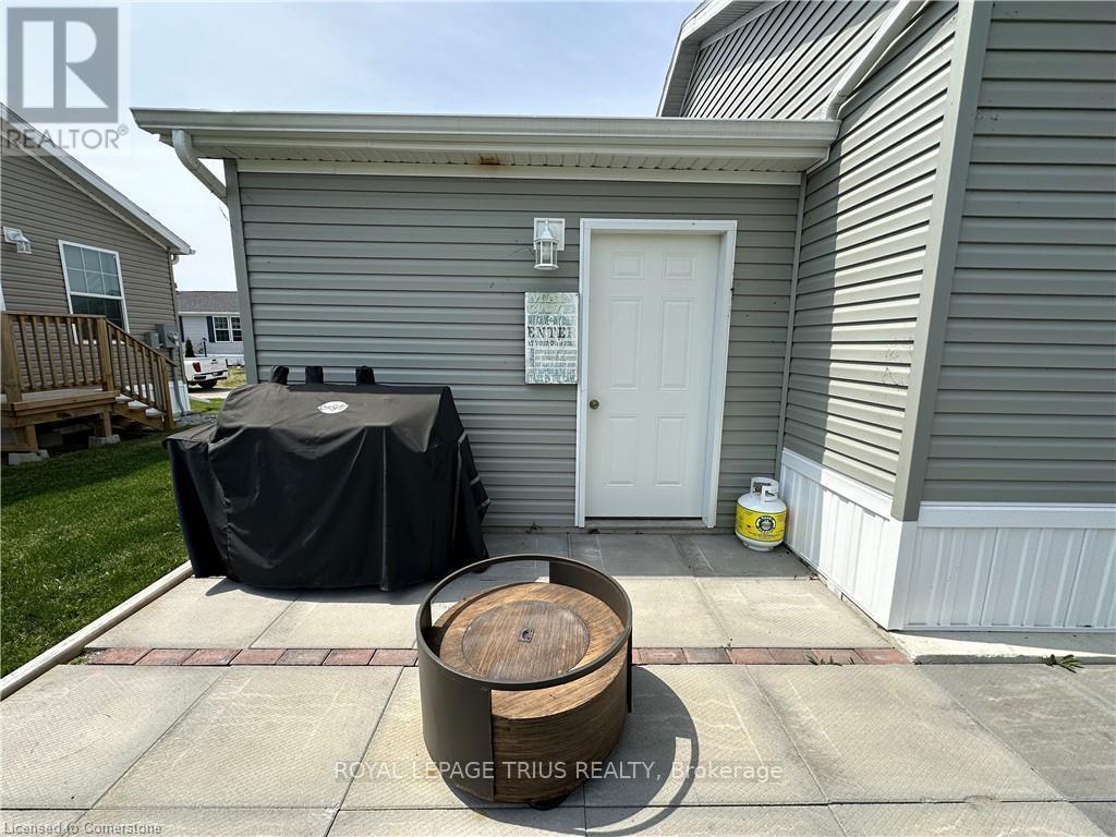 












14 COPPER BEECH DRIVE

,
Haldimand (Nanticoke),




Ontario
N0A1L0

