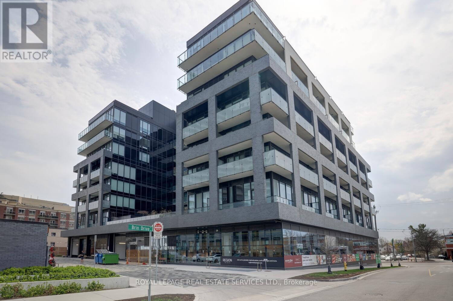 












702 - 4208 DUNDAS STREET W

,
Toronto,




Ontario
M8X1Y6

