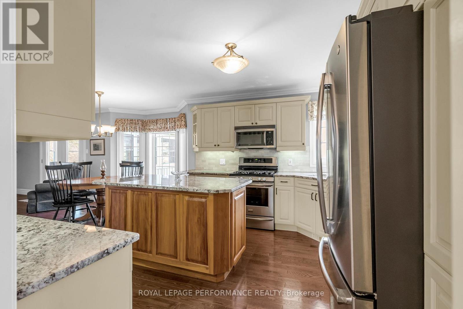 












19051 COUNTY 18 ROAD

,
South Glengarry,




Ontario
K0C1S0

