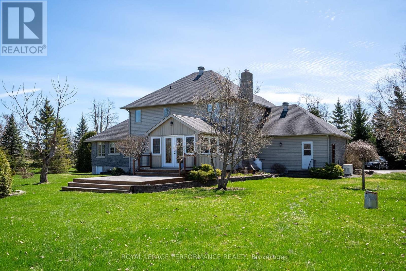 












19051 COUNTY 18 ROAD

,
South Glengarry,




Ontario
K0C1S0

