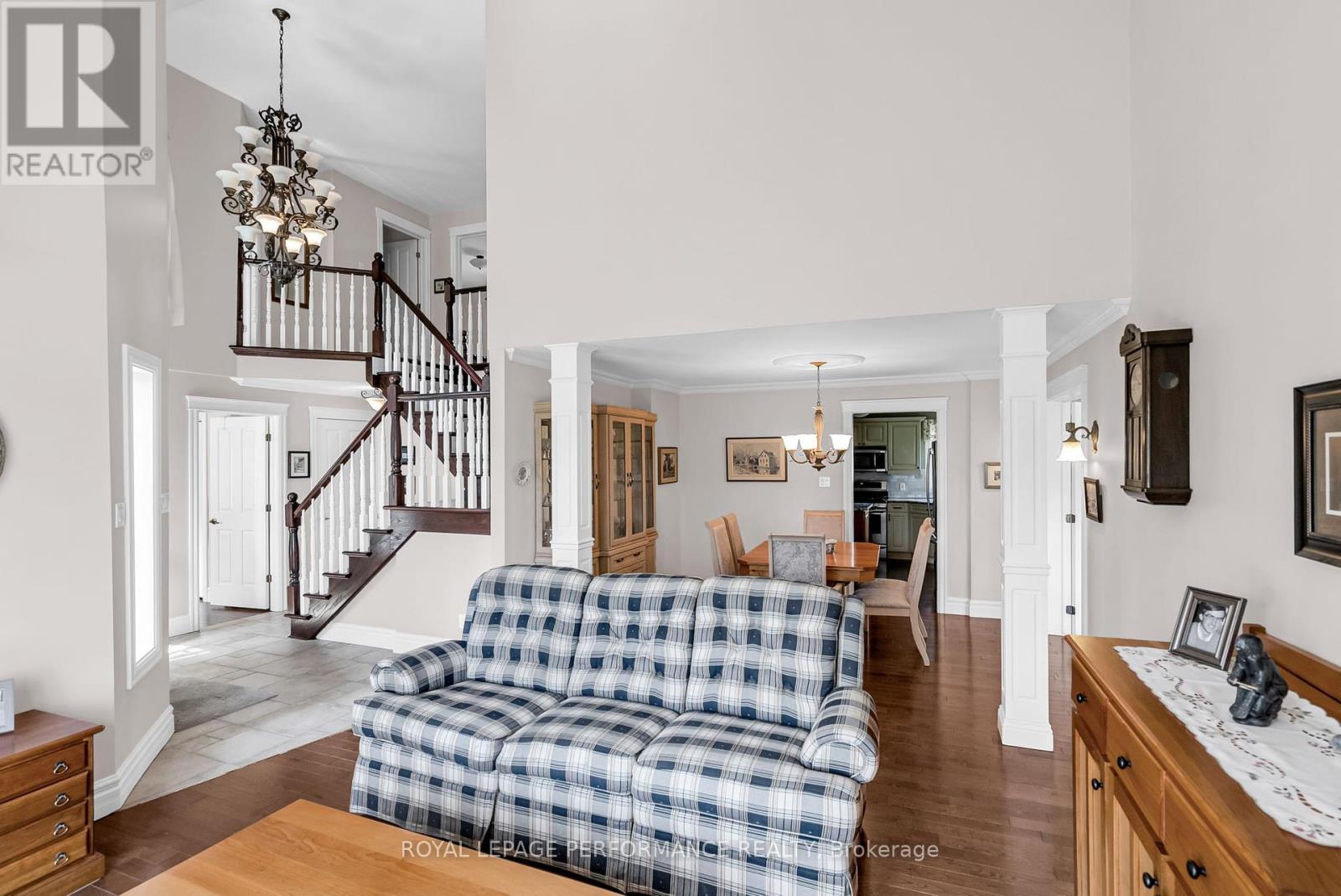 












19051 COUNTY 18 ROAD

,
South Glengarry,




Ontario
K0C1S0

