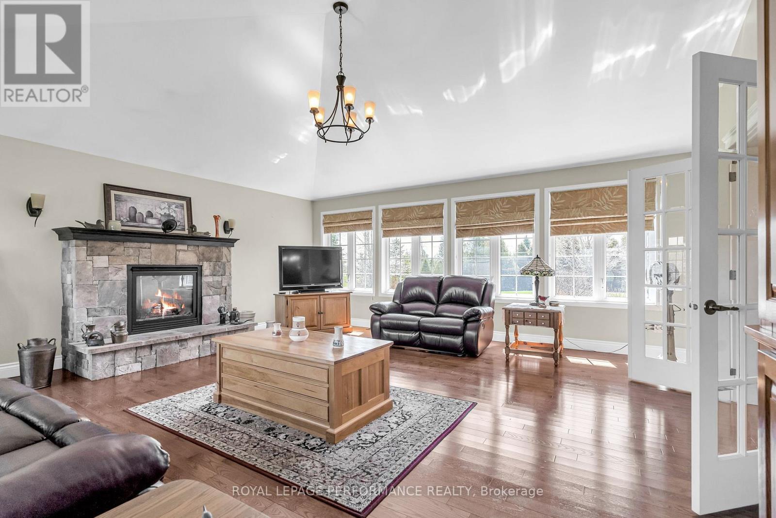 












19051 COUNTY 18 ROAD

,
South Glengarry,




Ontario
K0C1S0

