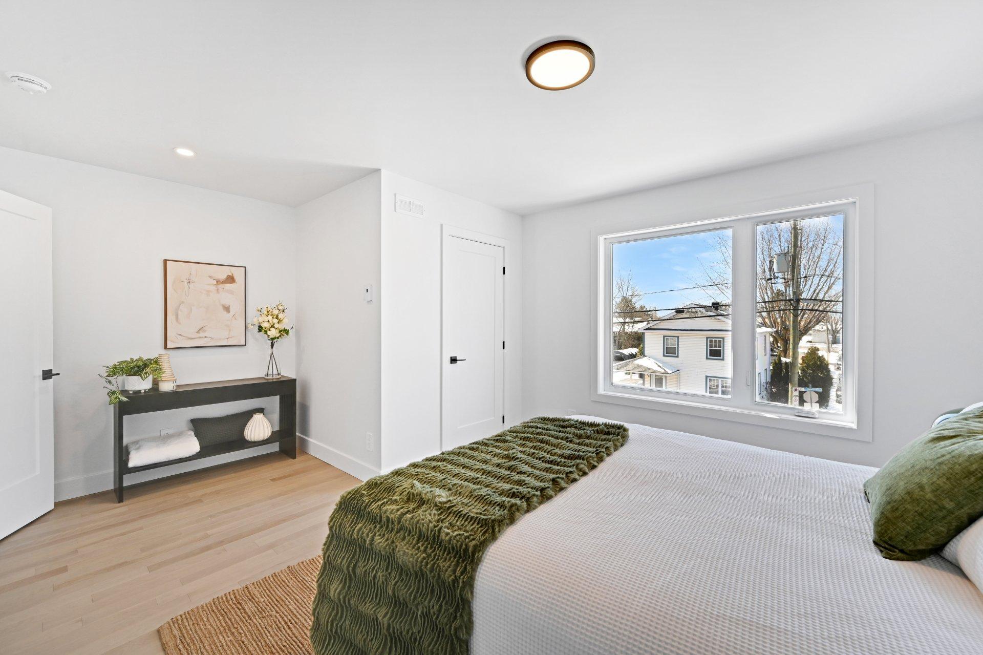 









493


Rue St-Denis

,
Saint-Alexandre,




QC
J0J1S0

