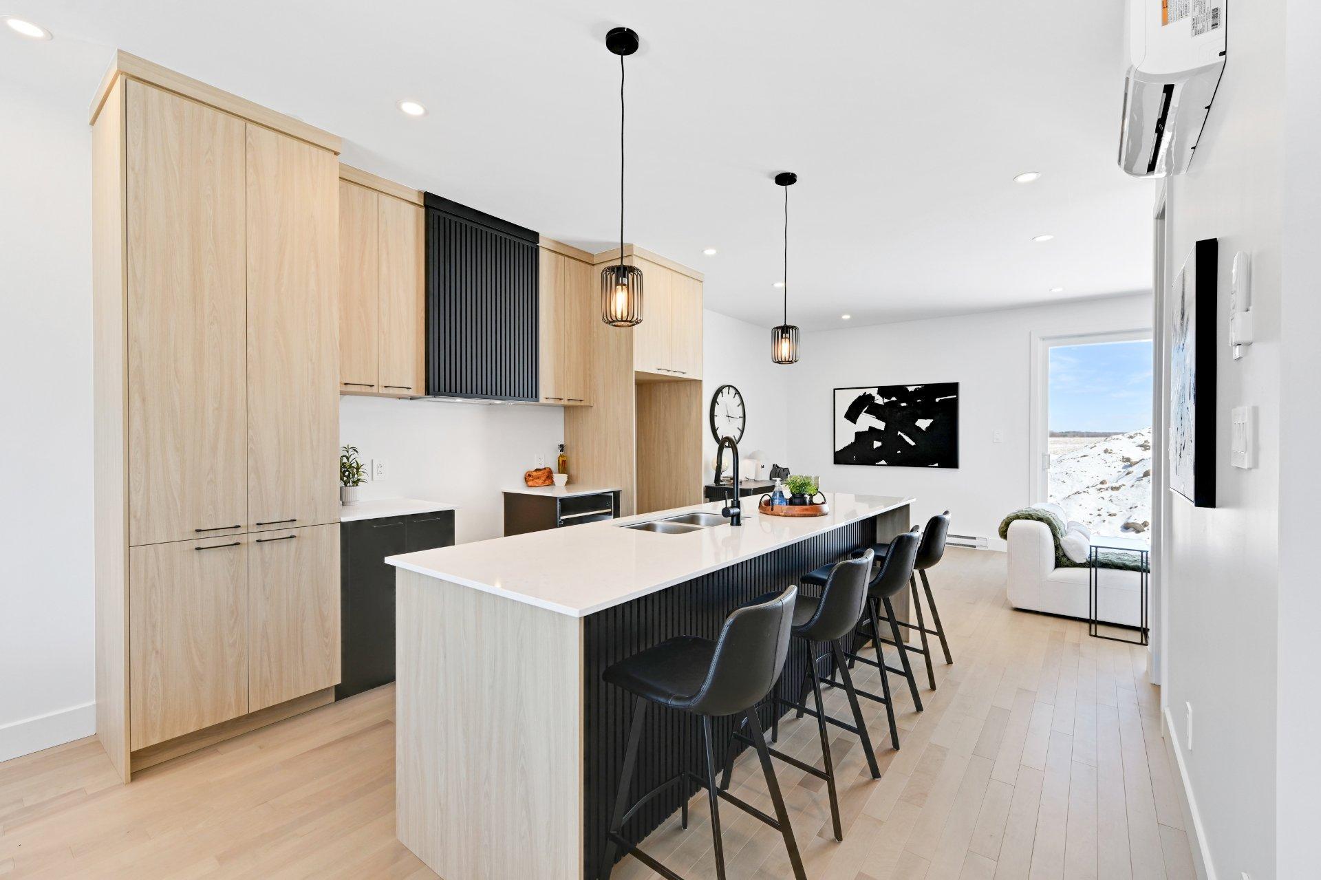 









493


Rue St-Denis

,
Saint-Alexandre,




QC
J0J1S0

