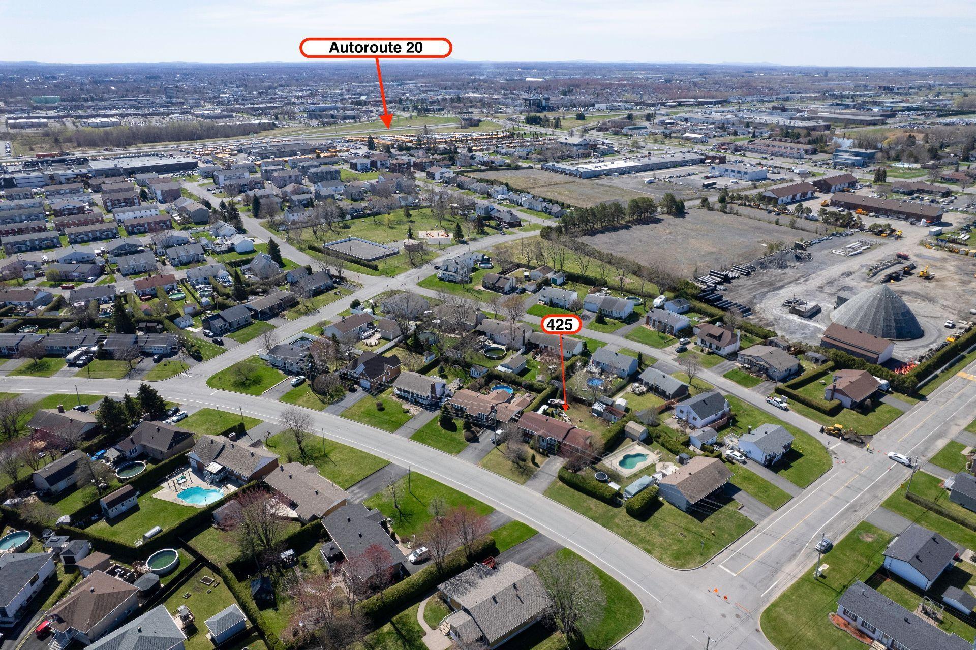 









425


Boul. Patrick

,
Drummondville,




QC
J2E1E3

