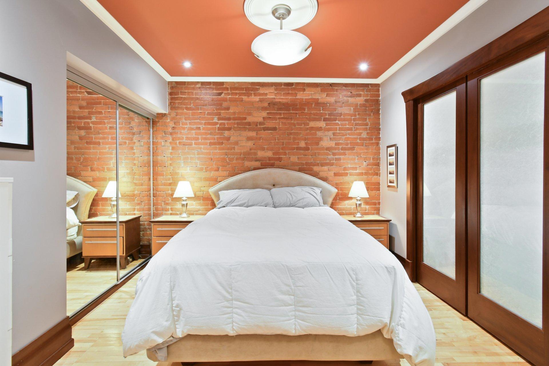 









4271

 - 4277


Rue Chambord

,
Montréal (Le Plateau-Mont-Royal),




QC
H2J3M3

