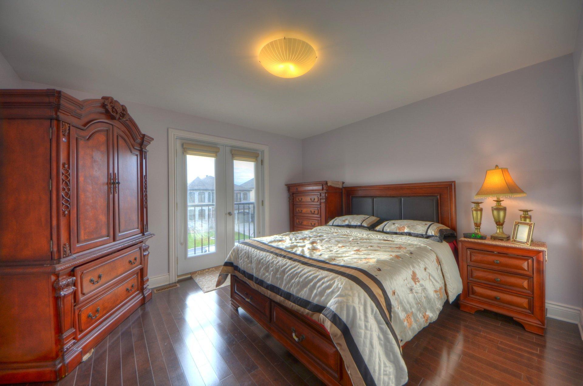 









6095


Rue Corneille

,
Brossard,




QC
J4Z0K2

