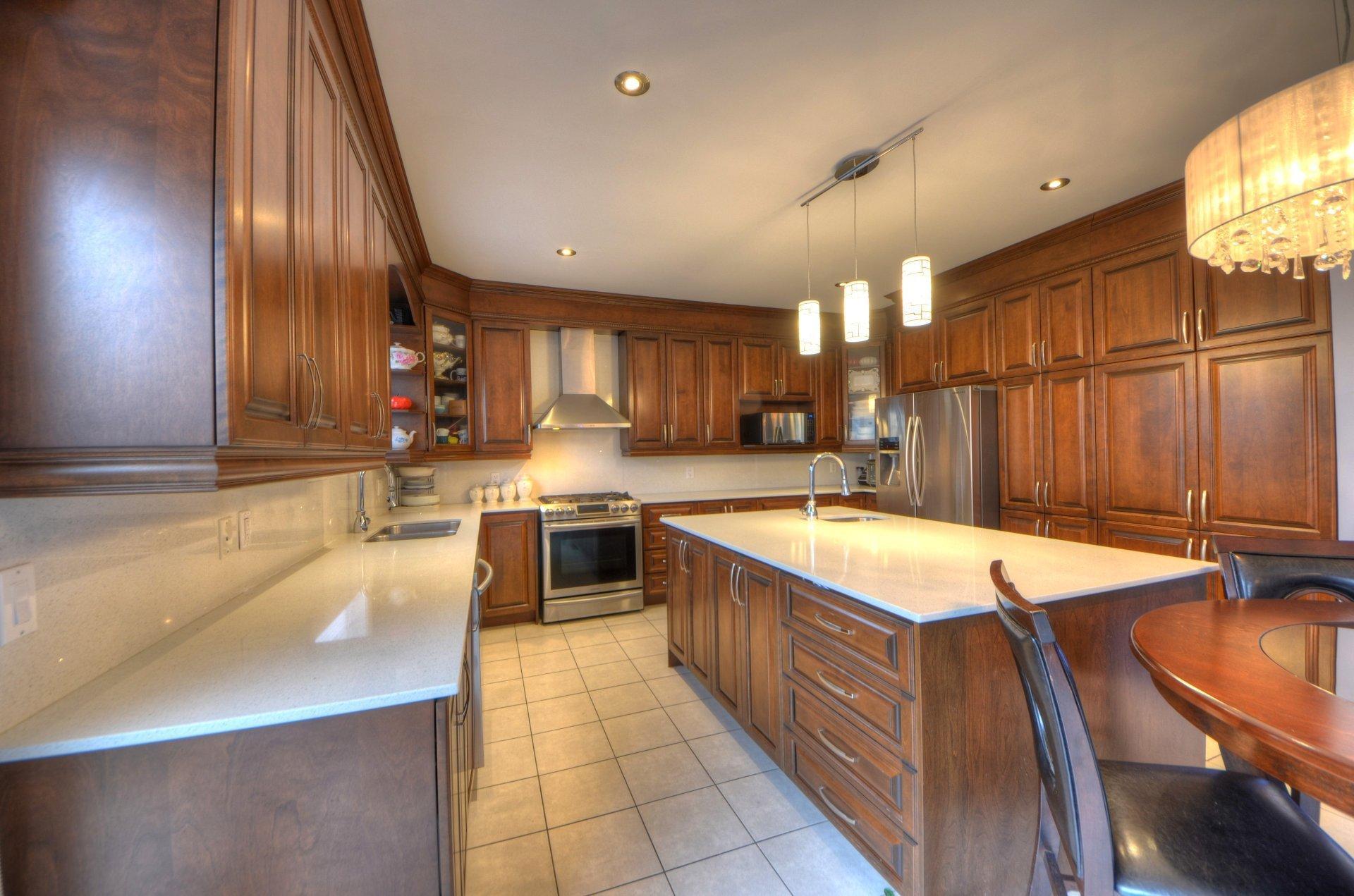 









6095


Rue Corneille

,
Brossard,




QC
J4Z0K2

