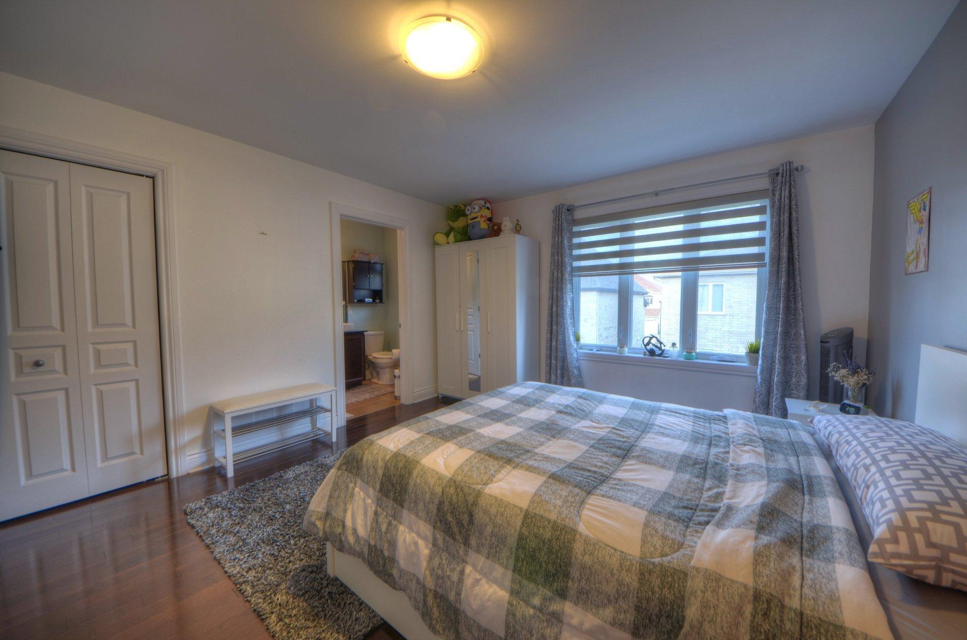









6095


Rue Corneille

,
Brossard,




QC
J4Z0K2


