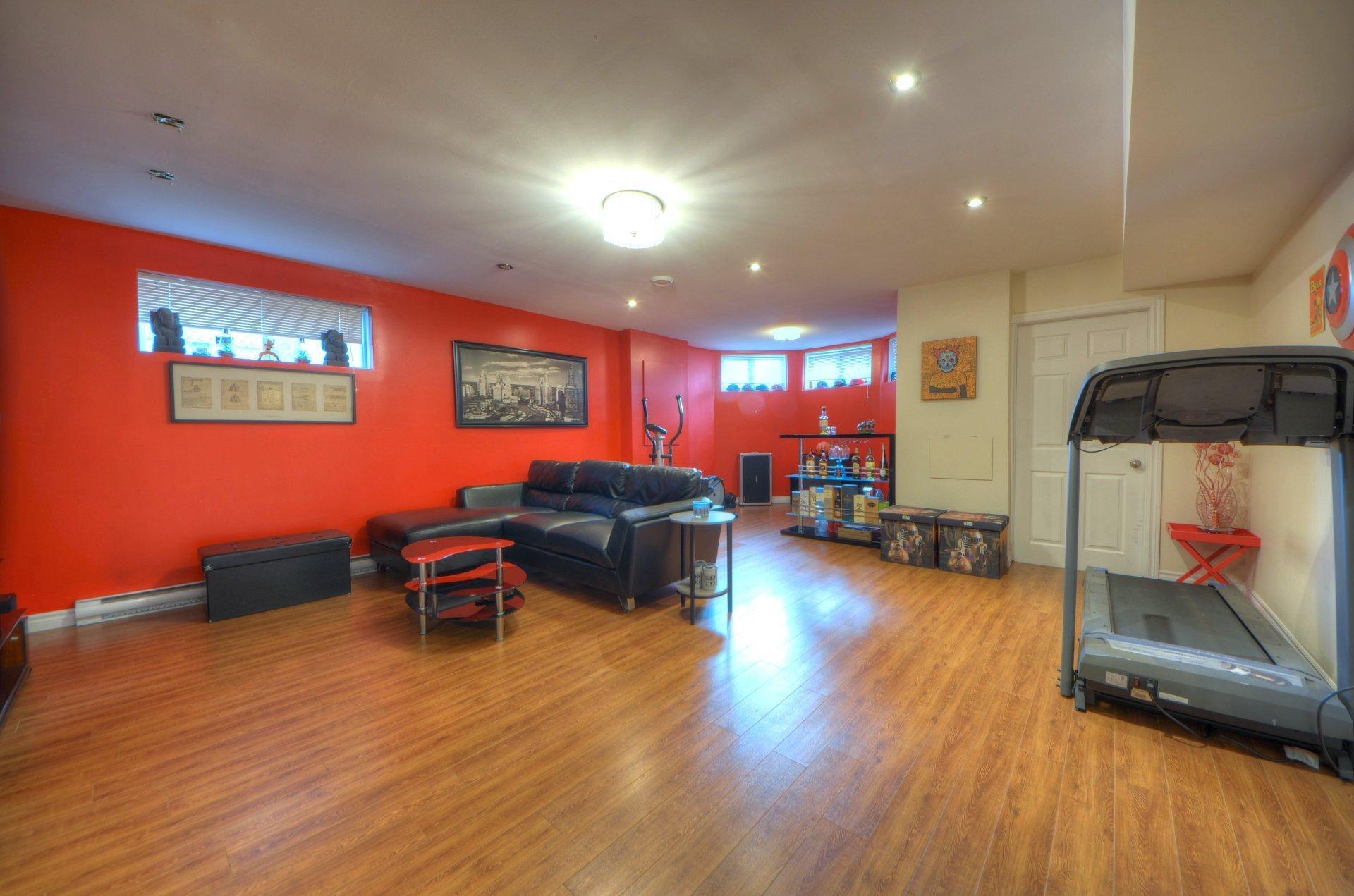 









6095


Rue Corneille

,
Brossard,




QC
J4Z0K2

