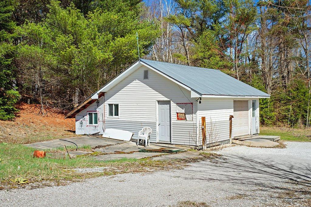 









127


Ch. Alie

,
Gracefield,




QC
J0X1W0

