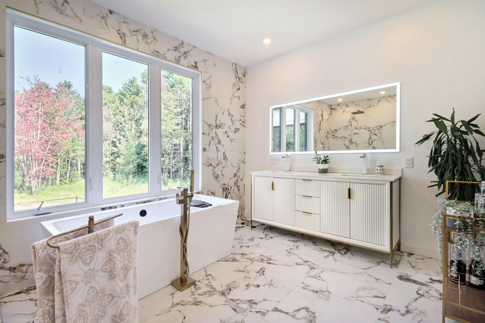 









274


51e Rue O.

,
Venise-en-Québec,




QC
J0J2K0

