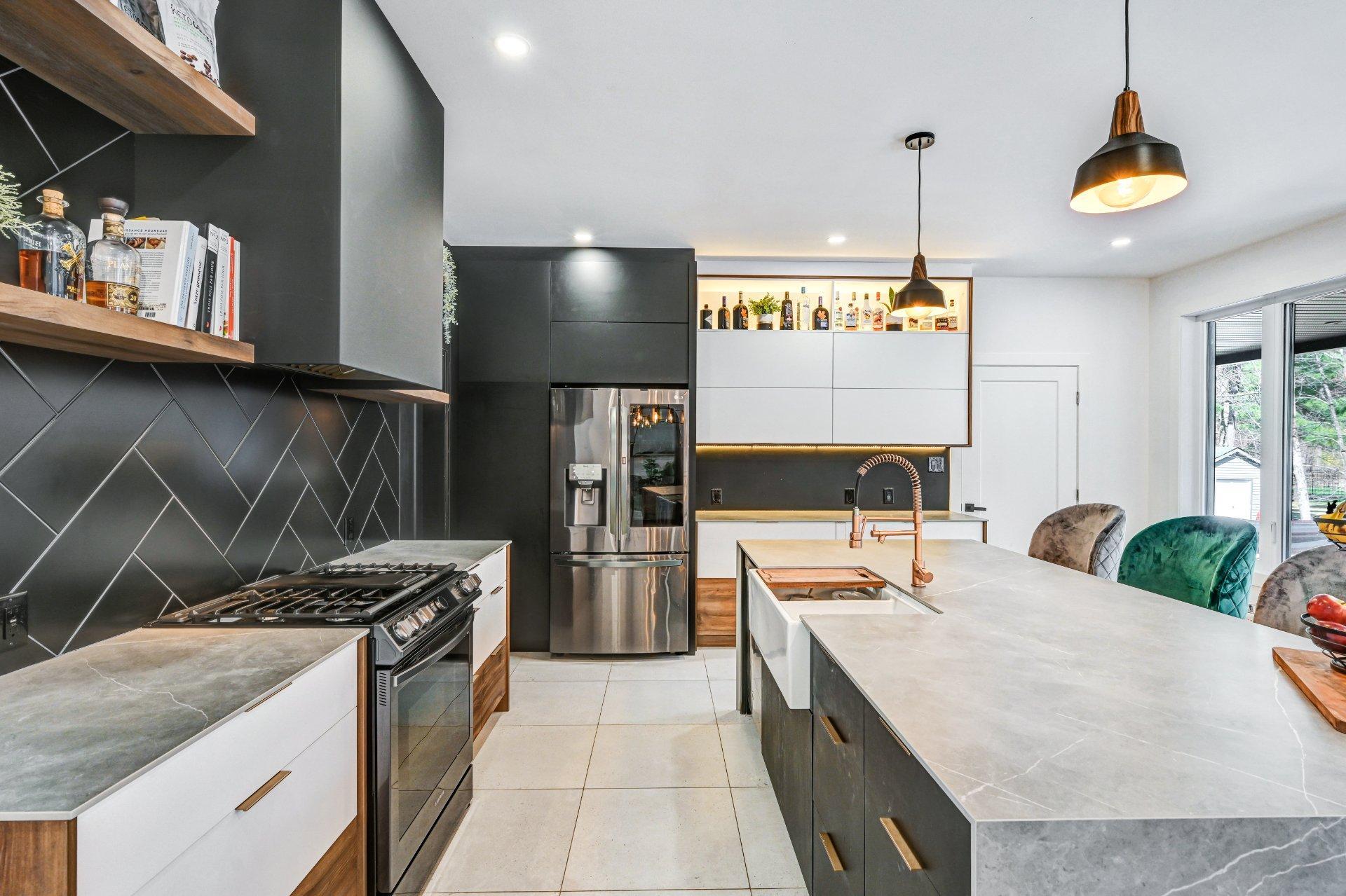 









274


51e Rue O.

,
Venise-en-Québec,




QC
J0J2K0

