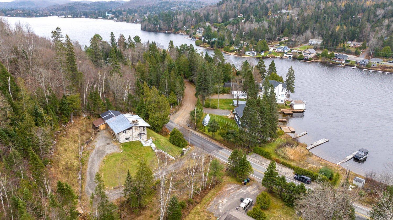 









2659Z

 - 2661Z


Ch. du Village

,
Saint-Adolphe-d'Howard,




QC
J0T2B0

