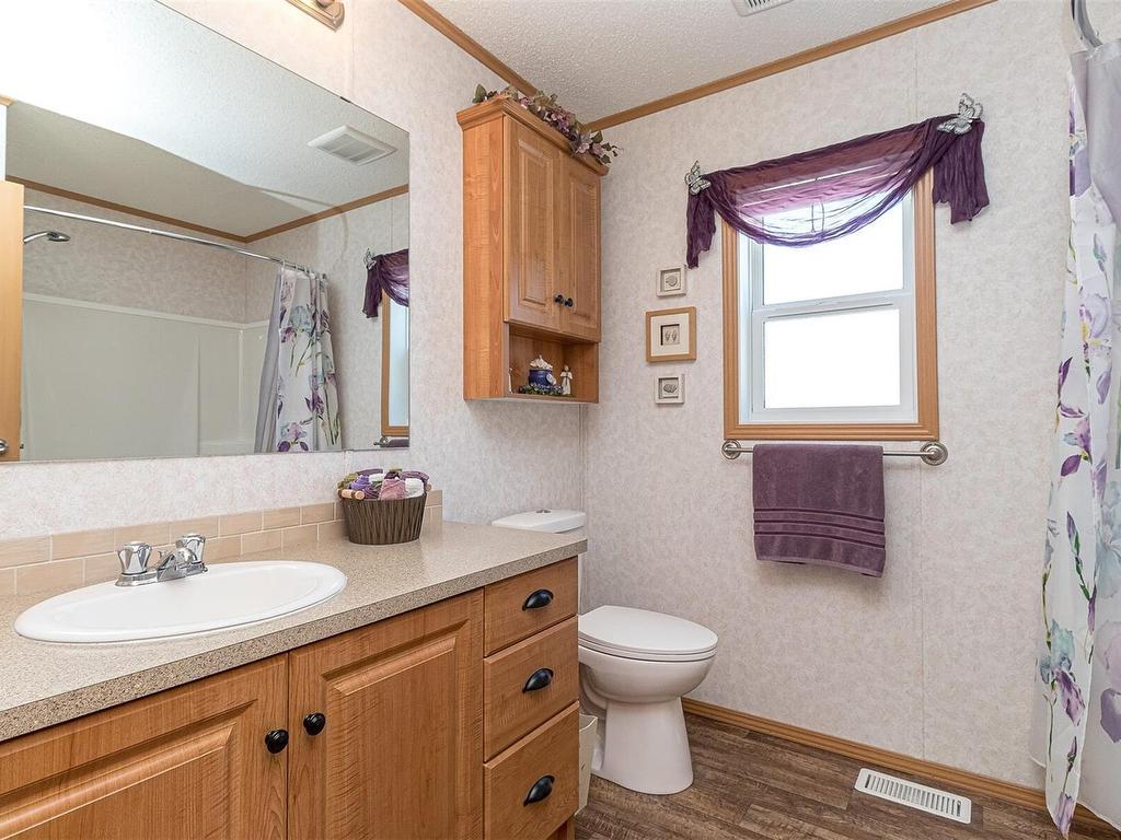 









1


Honey

Dr,
Nanaimo,




BC
V9R 5N1

