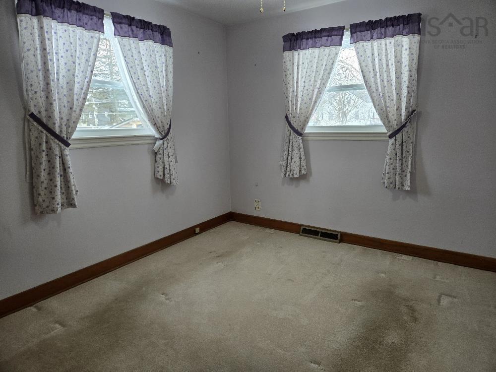 












9 Allison Avenue

,
Bible Hill,




NS
B2N 4L4


