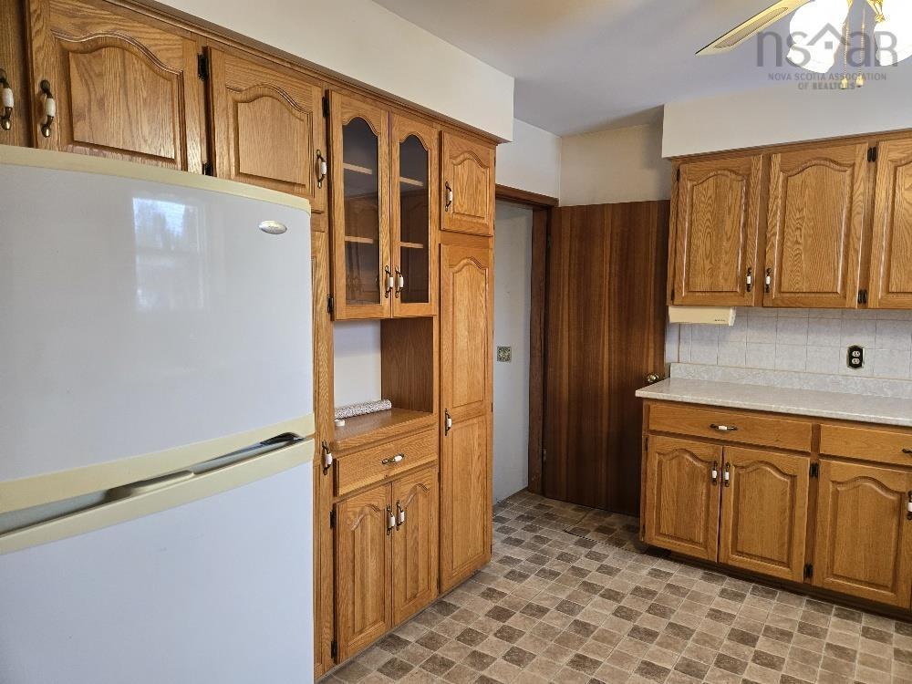 












9 Allison Avenue

,
Bible Hill,




NS
B2N 4L4


