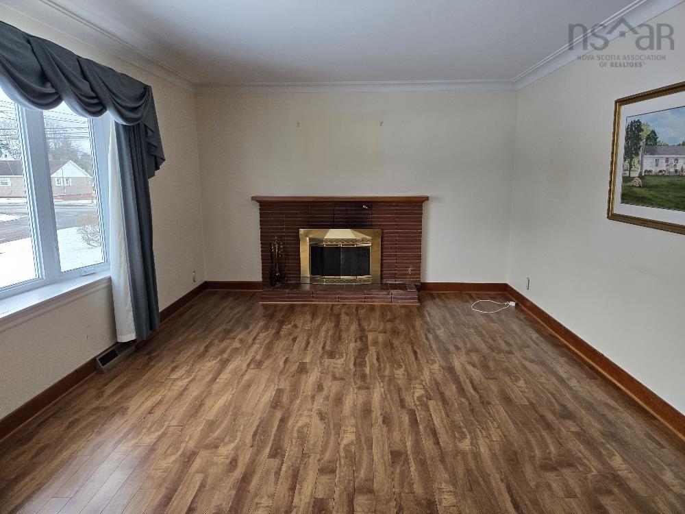 












9 Allison Avenue

,
Bible Hill,




NS
B2N 4L4

