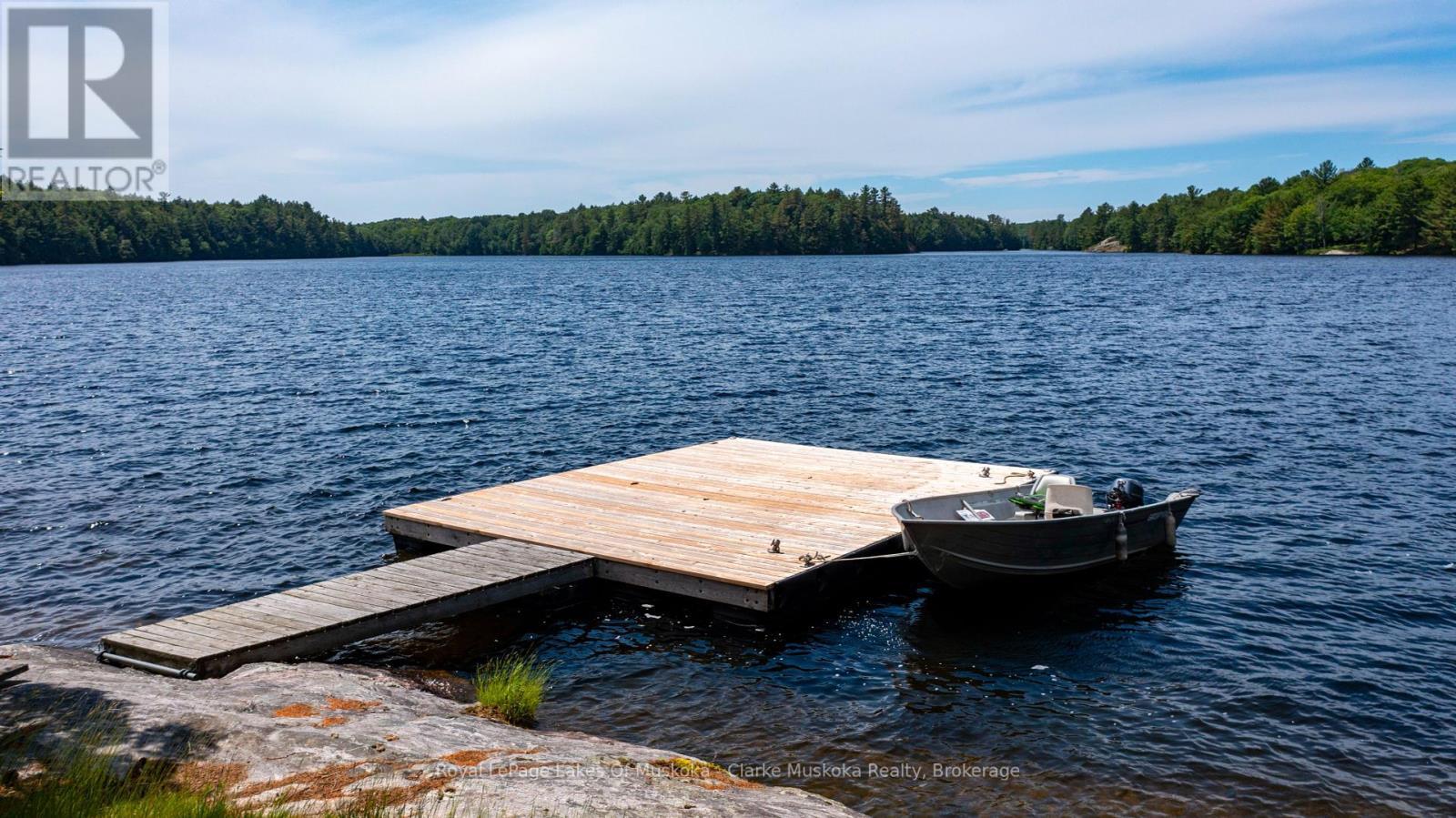 












215 CRANE LAKE WATER

,
The Archipelago (Archipelago South),




Ontario
P2A0B7

