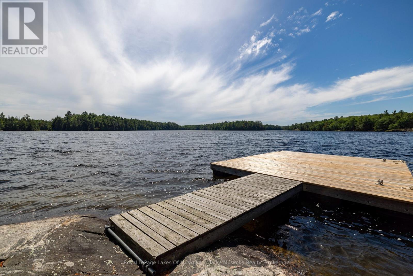 












215 CRANE LAKE WATER

,
The Archipelago (Archipelago South),




Ontario
P2A0B7

