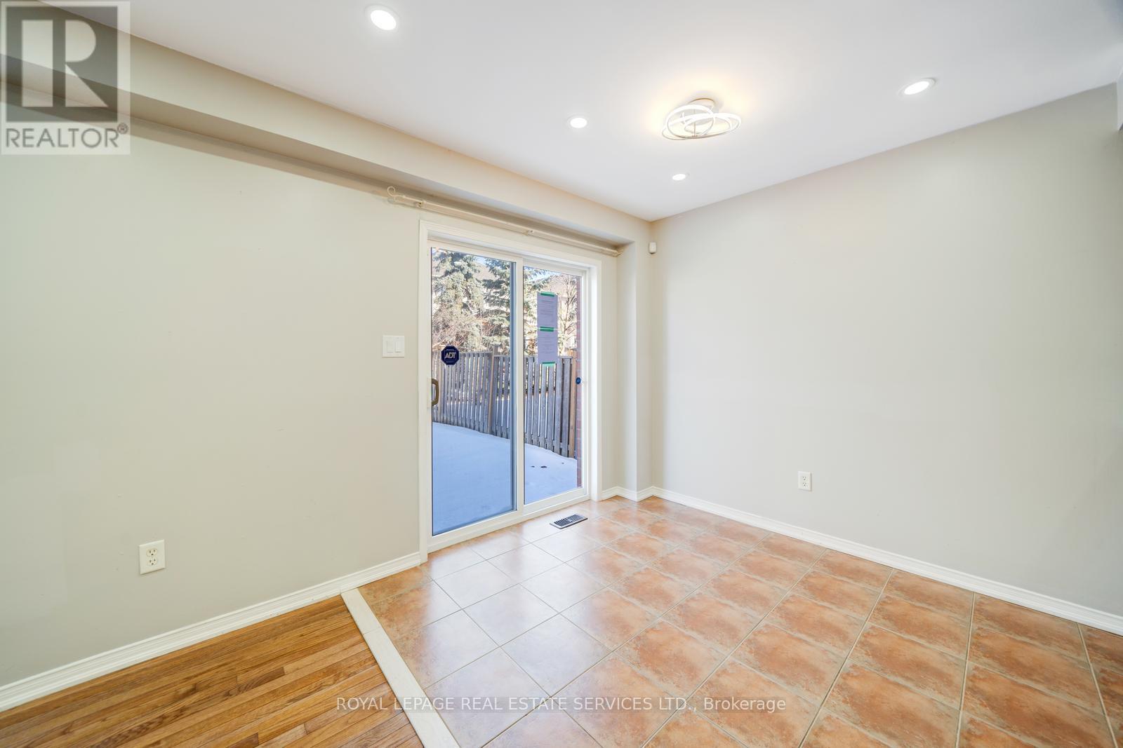 












1875 SECRETARIAT PLACE

,
Oshawa,




Ontario
L1L1C8

